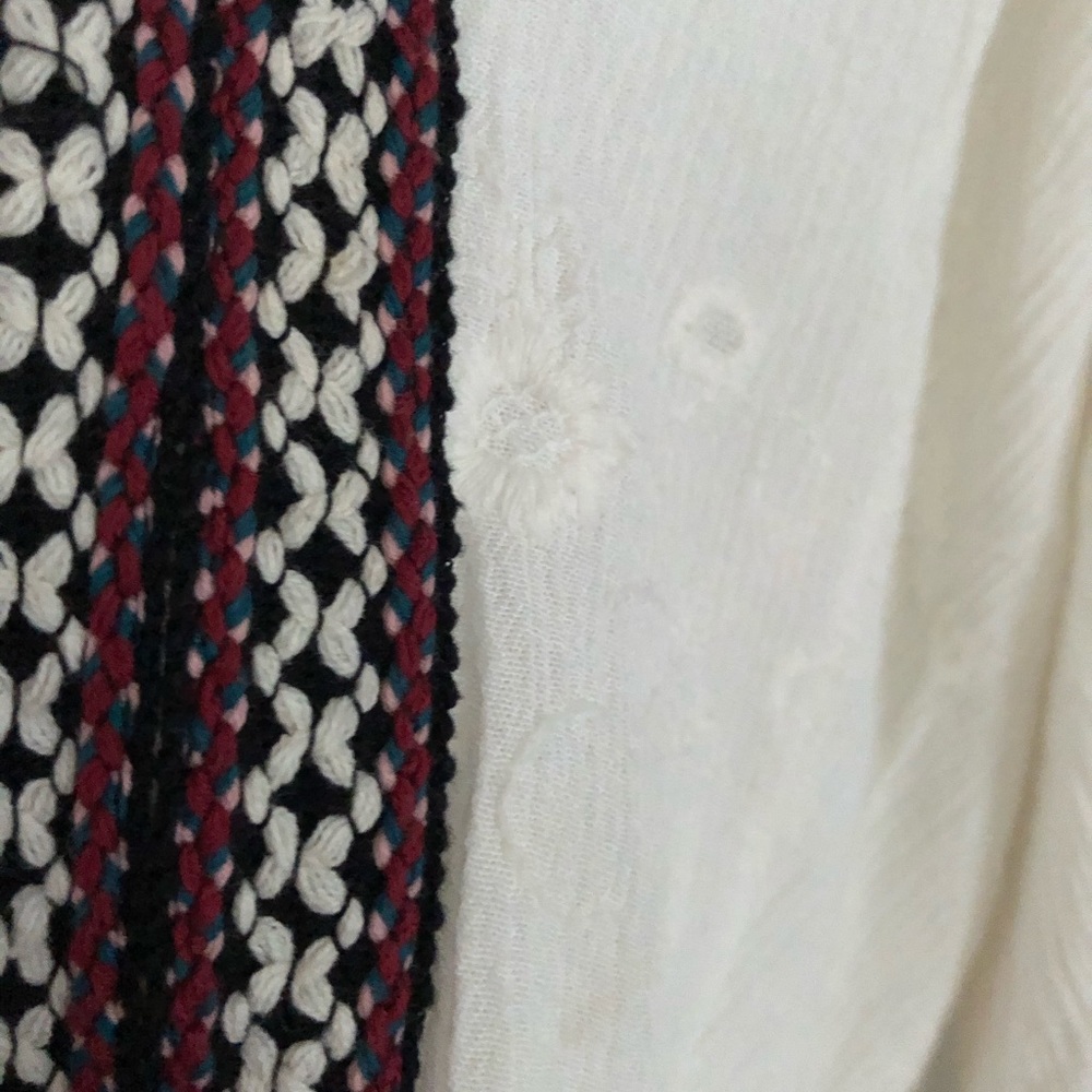 Ruby & Jenna Cut-Out Shoulder Summer White Romper - image 3